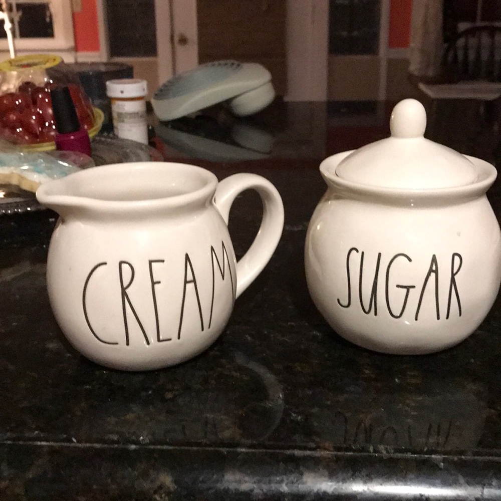 Cream and sugar Rae Dunn
